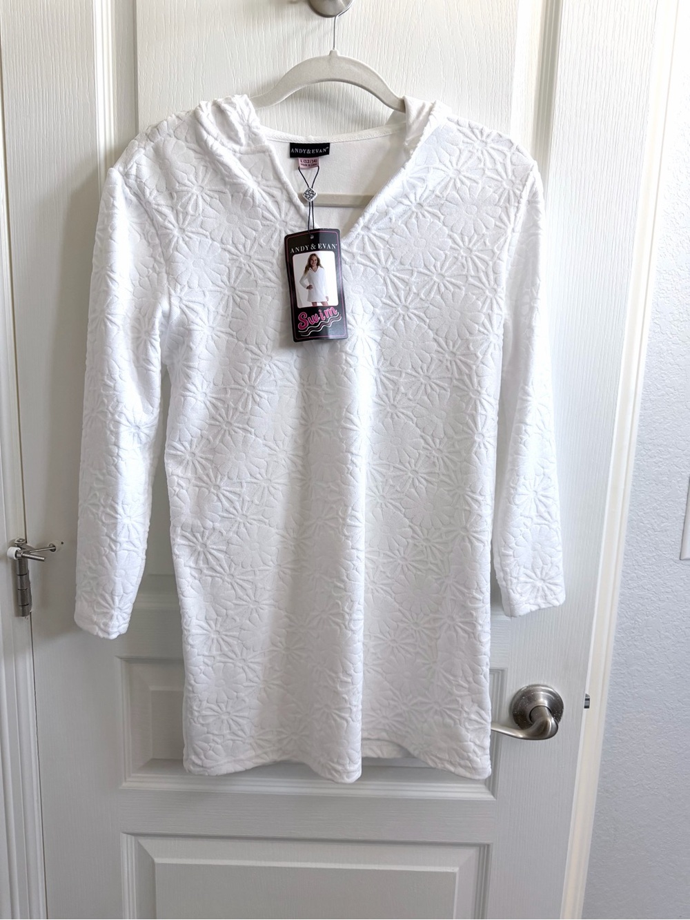 Andy & Evan White Tween Hooded Swim Coverup | Embossed Hippie Floral | NWT